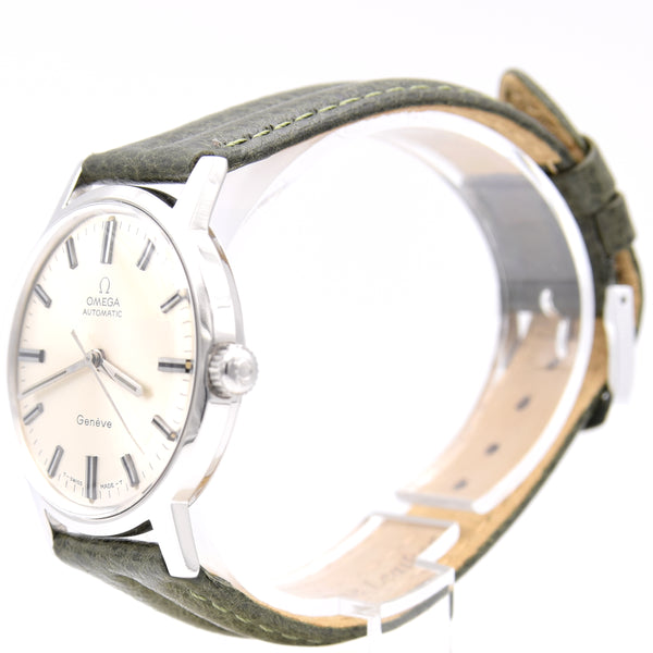 1975 Omega Genève Automatic with Satin Silver Sunburst Dial and Onyx style Markers in Stainless Steel Model 165.070