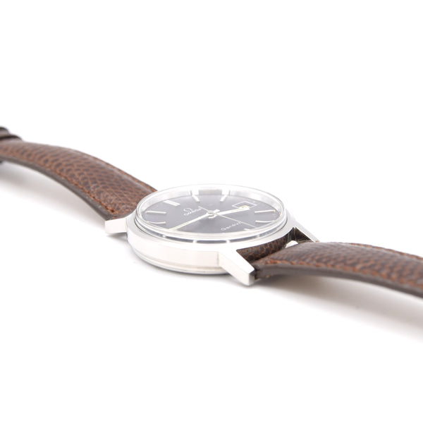 1974 Omega Genève Date Classic Wristwatch with deep seam blue dial Manual Wind Model 136.009 in steel