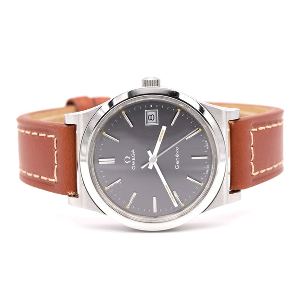 1974 Omega Geneve Date with Stunning Original Graphite Grey Dial Model 136.0102 cal 1030