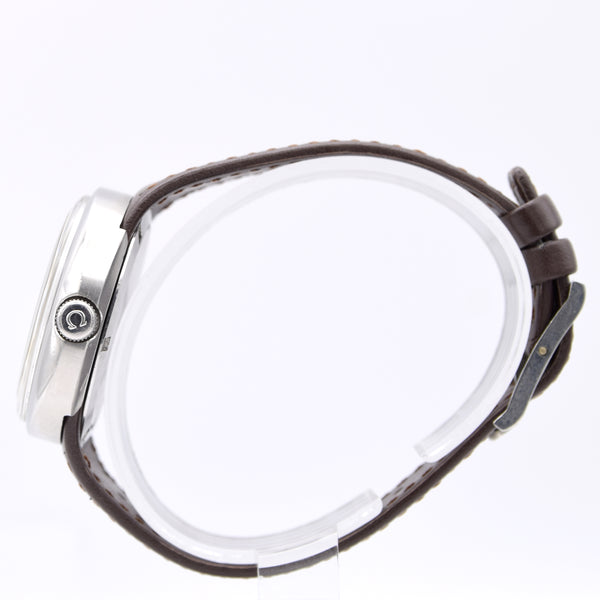 1973 Omega Geneve Dynamic Automatic Date with Two Tone white and Blue Tuxedo Roman Dial Model 166.107