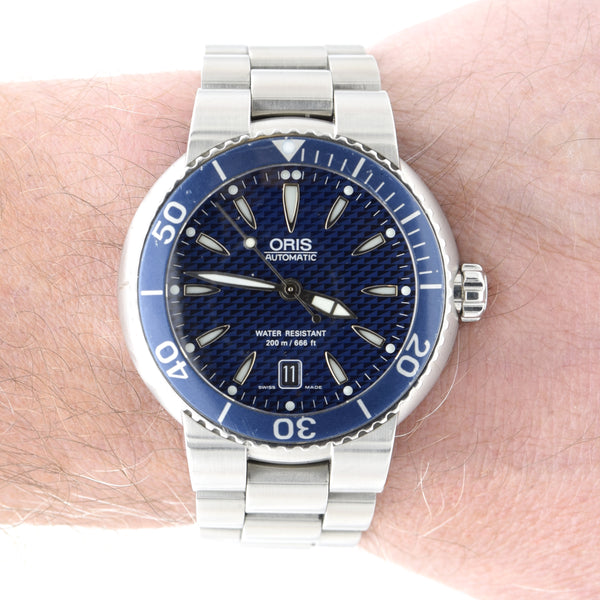 2000 Oris TT1 Auto Diver style Date with blue textured dial model 7533 22-92809 43mm
