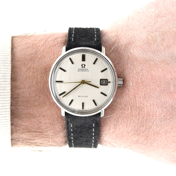 1968 Omega Deville steel Automatic all original satin Dial date Model 166.033 Mint condition