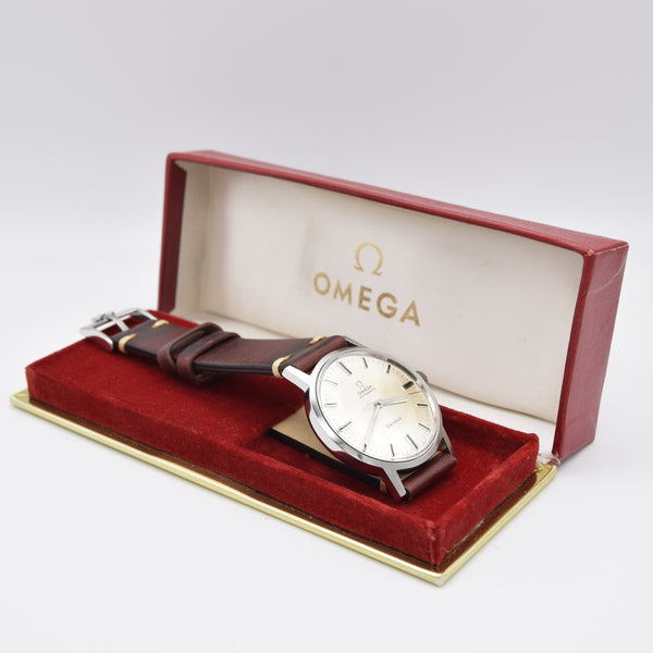 1968 Omega sharp Geneve Automatic Model 165.070 with Stunning original silver satin dial + Box