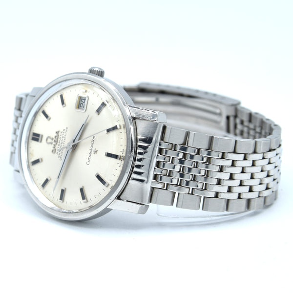 1967 Omega Constellation classic Automatic Chronometer Date Model 168.018 with silvered Dial and Bracelet