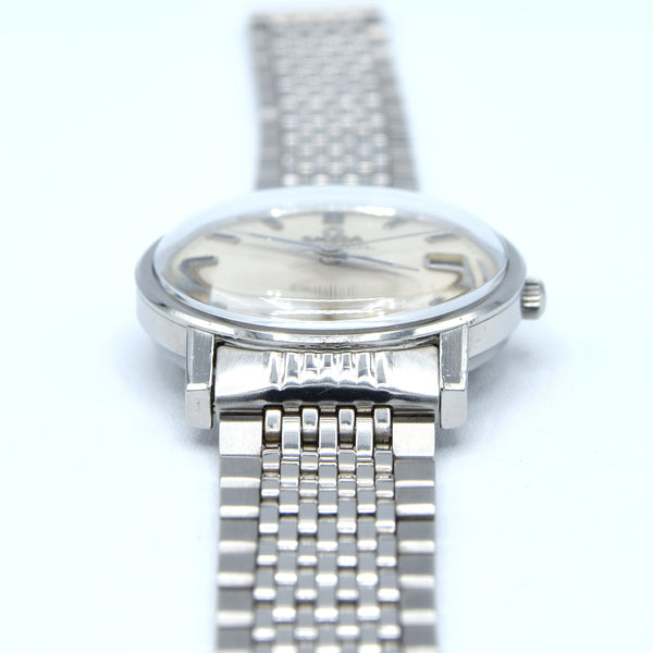 1967 Omega Constellation classic Automatic Chronometer Date Model 168.018 with silvered Dial and Bracelet