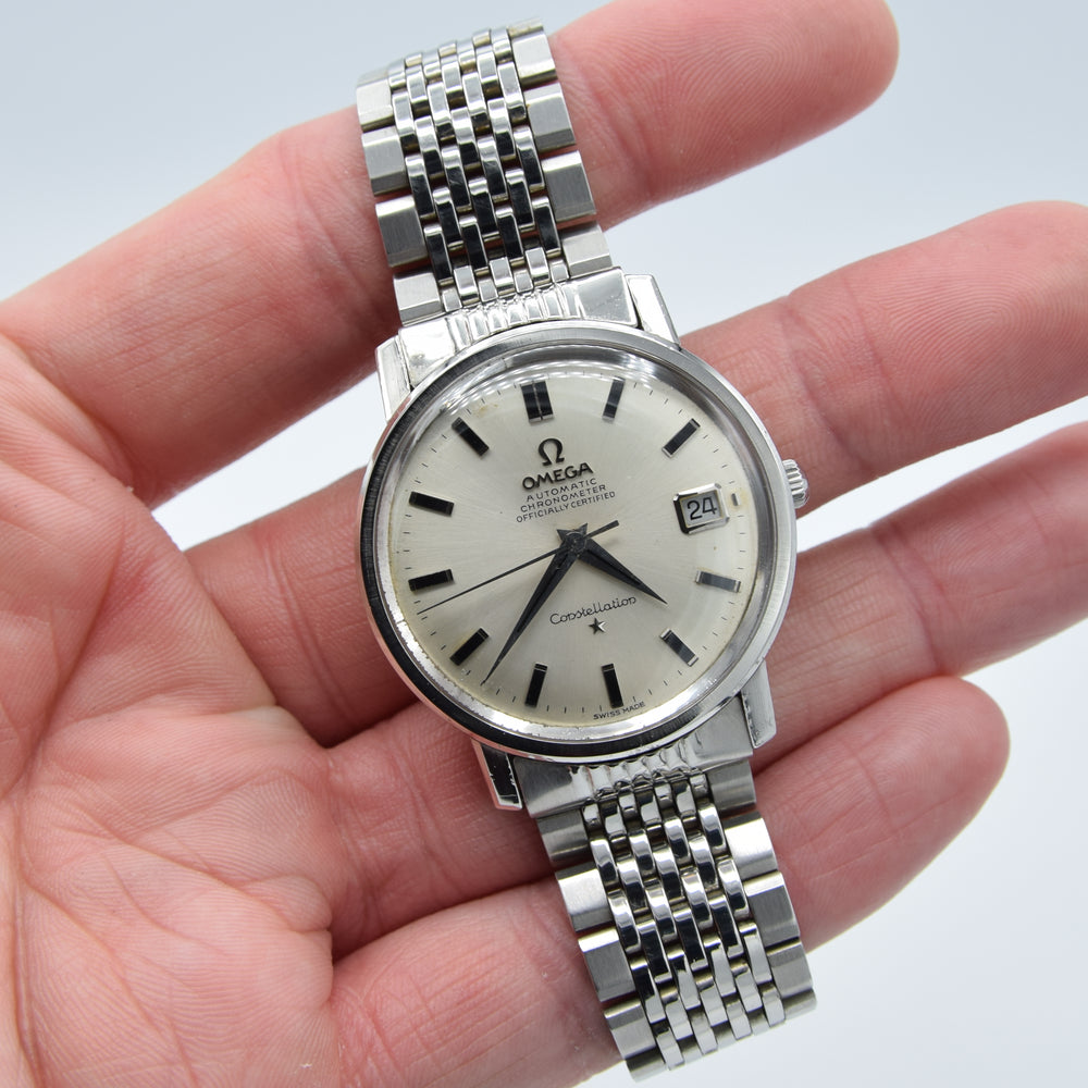 1967 Omega Constellation classic Automatic Chronometer Date Model 168.018 with silvered Dial and Bracelet