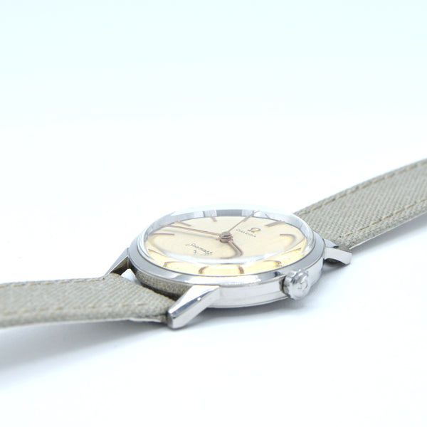 (Reserved)1963 Stunning Omega Seamaster 30 Model 135.003 Manual Wind with Rare Original Linen Dial - all original
