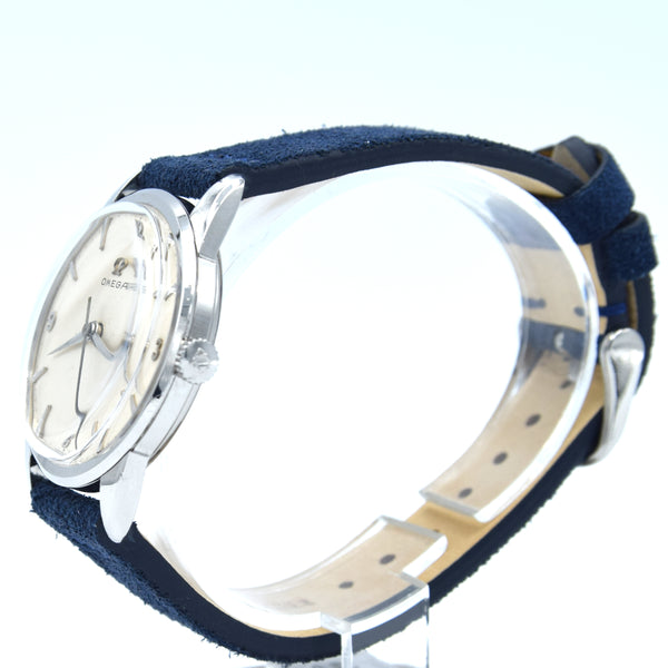 1959 Omega Manual Wind dress watch with central seconds and Mixed Arabic numerals Model 14726