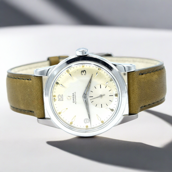 1950 Omega Automatic Bumper with Arabic & Spearhead markers Model 2576 in Stainless Steel