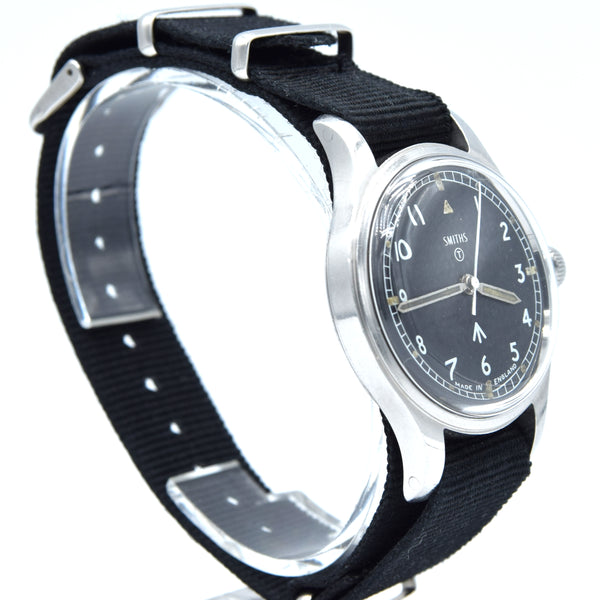 1970 Smiths W10 British Military Issue Wristwatch last issue date - Made in England