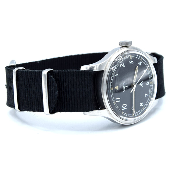 1970 Smiths W10 British Military Issue Wristwatch last issue date - Made in England