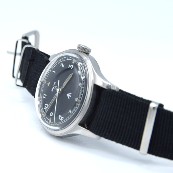 1970 Smiths W10 British Military Issue Wristwatch last issue date - Made in England