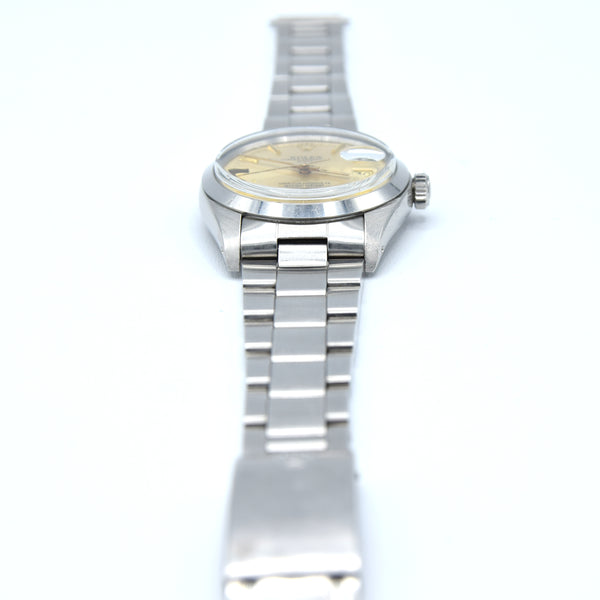 1978 Rolex Oyster Perpetual Date Model 1500 with mint Champagne dial in Stainless Steel on oyster Bracelet
