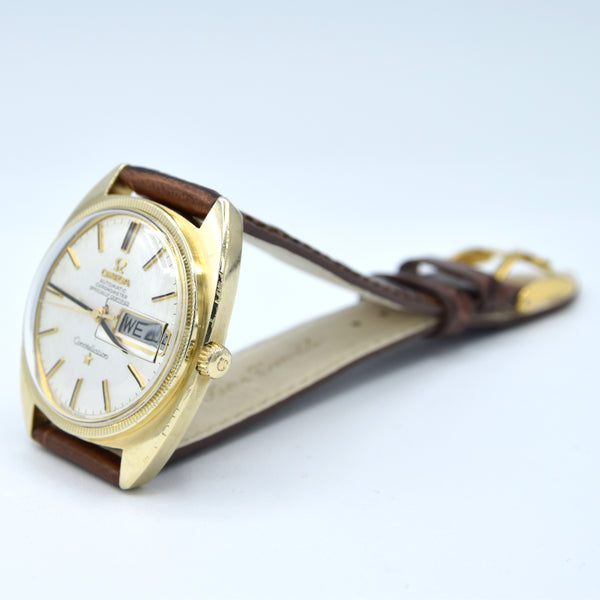 1968 Omega Constellation Auto Day - Date Model 168.029 'C Case' Wristwatch with linen Dial in Gold Capped Case