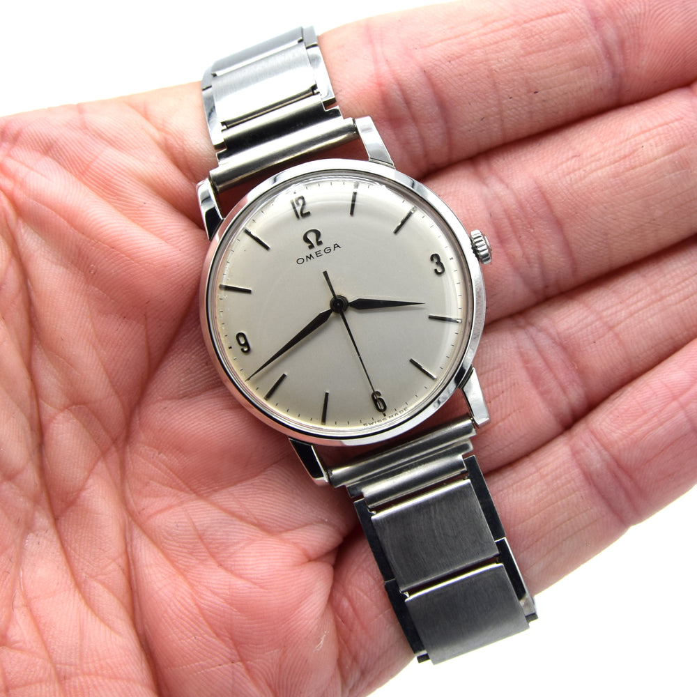 1958 Omega Manual Wind dress watch with central seconds and Mixed Arabic numerals Model 14387