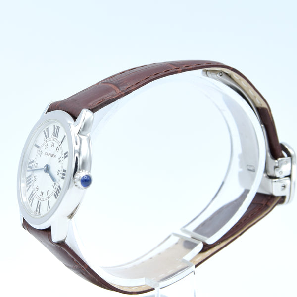 2015 Cartier 29mm Ronde Solo de 2933 - with white Roman Numeral Dial in stainless steel on deployment