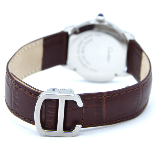 2015 Cartier 29mm Ronde Solo de 2933 - with white Roman Numeral Dial in stainless steel on deployment