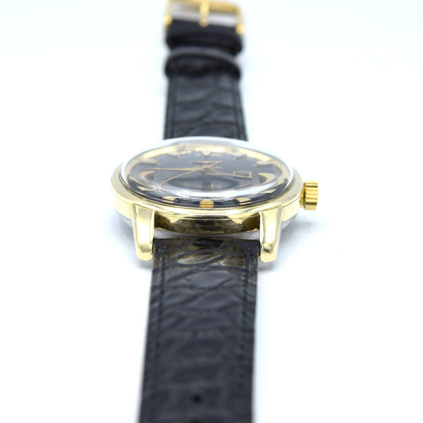 Stunning Gold capped Conquest Calendar Wristwatch Model 9007 - Dated 1959 with Original black dial