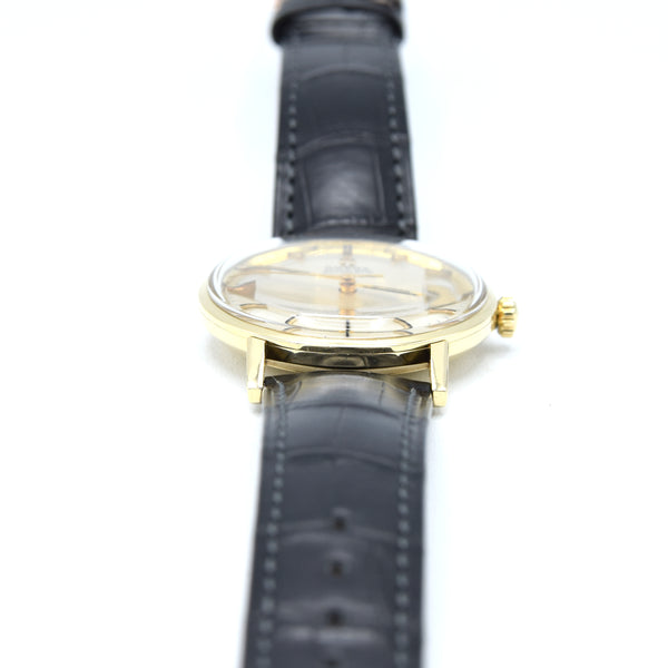 (RESERVED)1963 Omega Automatic Seamaster De Ville Date Model 166.020 in Solid 14ct Gold with omega box with Box