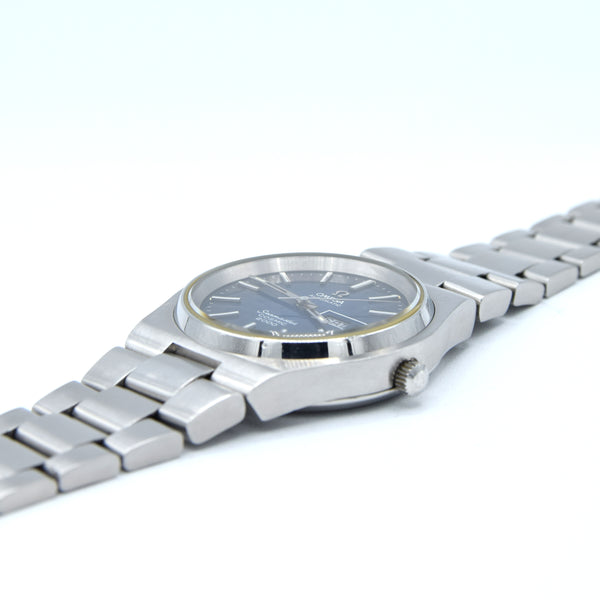 1975 Large Seamaster Cosmic 2000 Automatic Date Date Model 166.136 blue gloss dial Dial on Bracelet