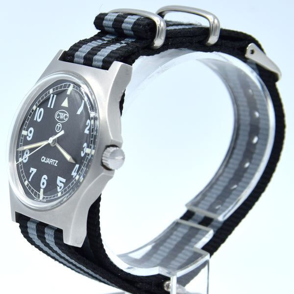 1990 CWC 0552/6645-99 5415317 British Royal Navy Issue Quartz Wristwatch with Hacking Seconds
