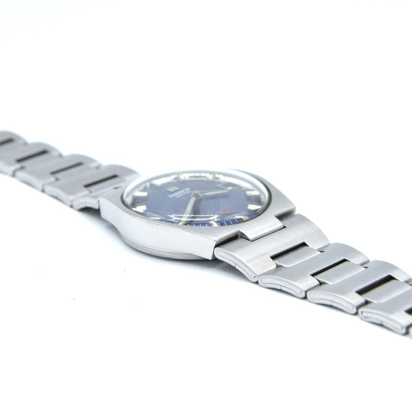1972 Tissot PR516 Date Wristwatch Model 42630 in Stainless Steel with beautiful satin Blue Dial