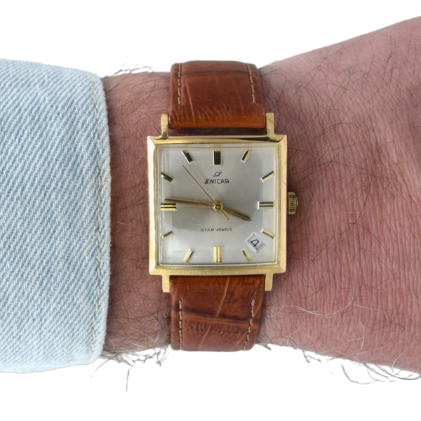 Enicar manual classic date wristwatch ultrasonic star jewels - square wristwatch ref 121/009