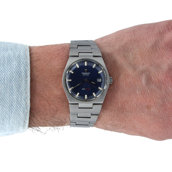 1972 Tissot PR516 Date Wristwatch Model 42630 in Stainless Steel with beautiful satin Blue Dial