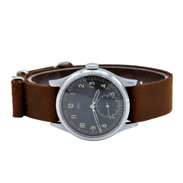 1944 WW2 International watch company super Rare and Collectable British Military Issue WWW Dirty Dozen Wristwatch