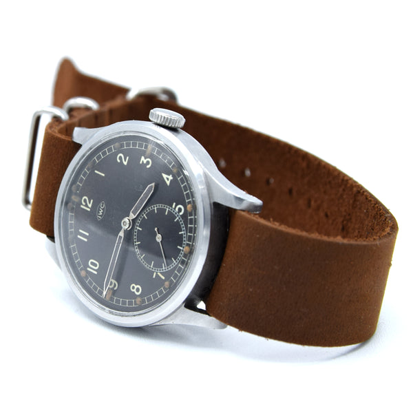 1944 WW2 International watch company super Rare and Collectable British Military Issue WWW Dirty Dozen Wristwatch