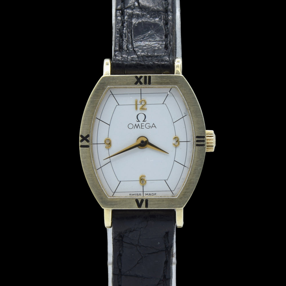 1984 Ladies Omega petite Tonneau wristwatch in Solid 9ct Gold with strap - Buckle - Box
