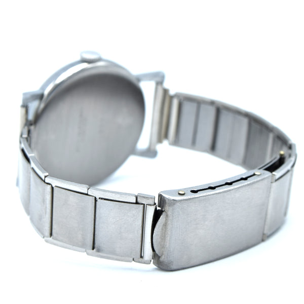 1940s New old stock unused Reda swiss wristwatch with fancy lugs on unusual patented Swiss bracelet