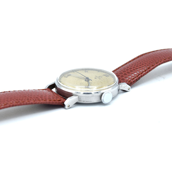 1939 Rare Omega Brazilian market CK2099 'Teddington' Red Star with raised roman numerals 30T2 PC