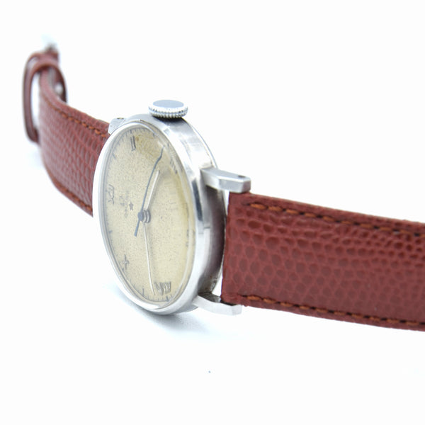 1939 Rare Omega Brazilian market CK2099 'Teddington' Red Star with raised roman numerals 30T2 PC