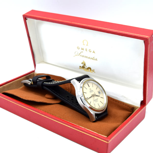 1973 Omega Large 38mm Seamaster Cosmic 2000 Automatic Date Model 166.128 with Silvered Dial