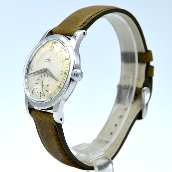 1950 Omega Automatic Bumper with Arabic & Spearhead markers Model 2576 in Stainless Steel