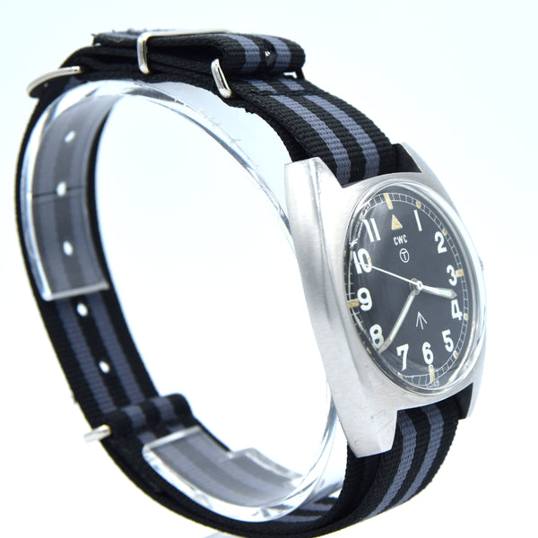 1979 CWC 6BB/6645-99 British Royal Air Force Military Issue Wristwatch with Hacking Seconds