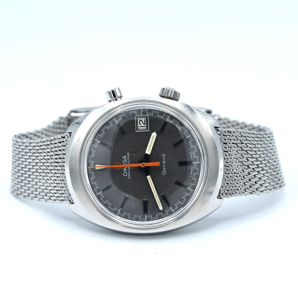 1969 Omega Chronostop Genéve Date Model 146.009 with Grey Dial in Stainless Steel on omega mesh bracelet