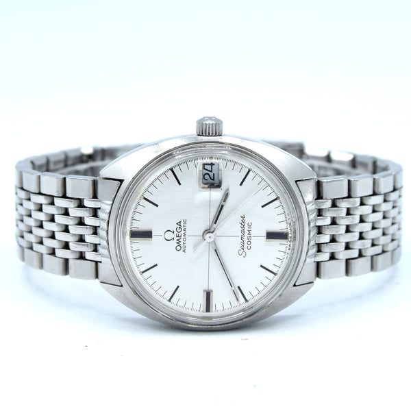 1968 Omega Seamaster Cosmic Date Model 166.023 Cross-Hair Dial Steel Monocoque Case on flat BOR