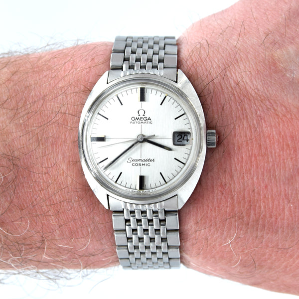 1968 Omega Seamaster Cosmic Date Model 166.023 Cross-Hair Dial Steel Monocoque Case on flat BOR