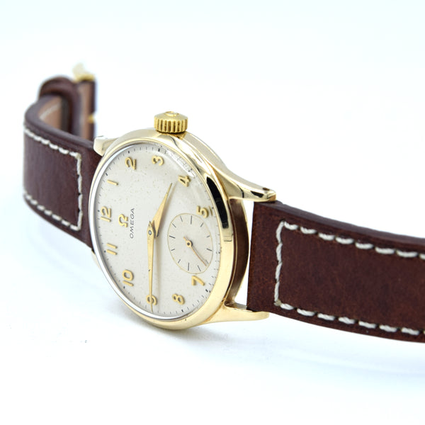 1954 Omega Manual Wind Dress Watch Model 13322 in 9ct Gold with all Arabic applied numerals