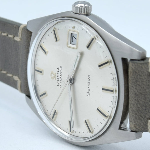 1969 sharp Omega Geneve Automatic Date Model 166.041 in Stainless Steel with Cal 565