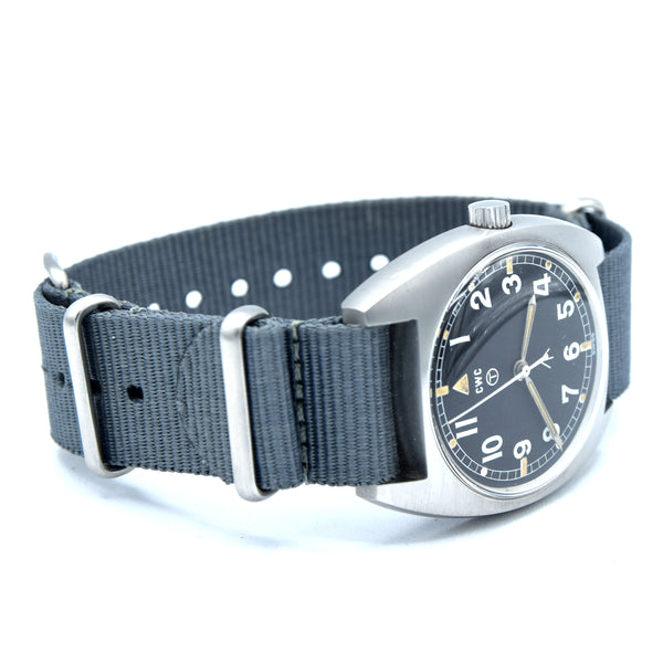 1976 CWC W10-6645-99 British Military Issue Mechanical watch - First year of production