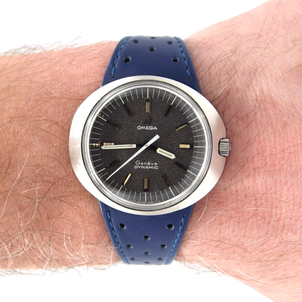 1969 Omega Geneve with Gorgeous matte grey Dial Model 135.033 in steel with strap and buckle