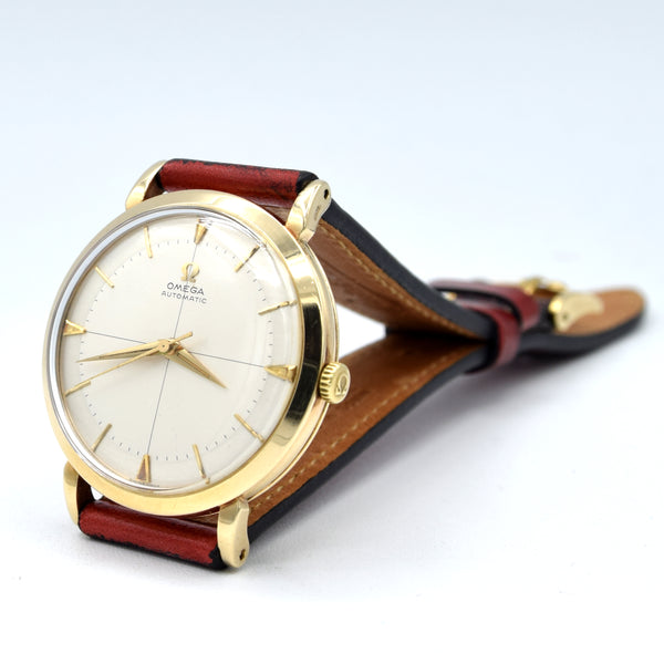 1958 All original Elegant Omega Automatic Dress Watch with Cross Hair Dial Model 13308 in 9ct Gold Cal 501