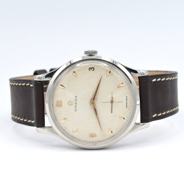 1952 Omega Large Jumbo watch model 2609 with honecomb / waffle Mixed Arabic Dial and Sub Seconds