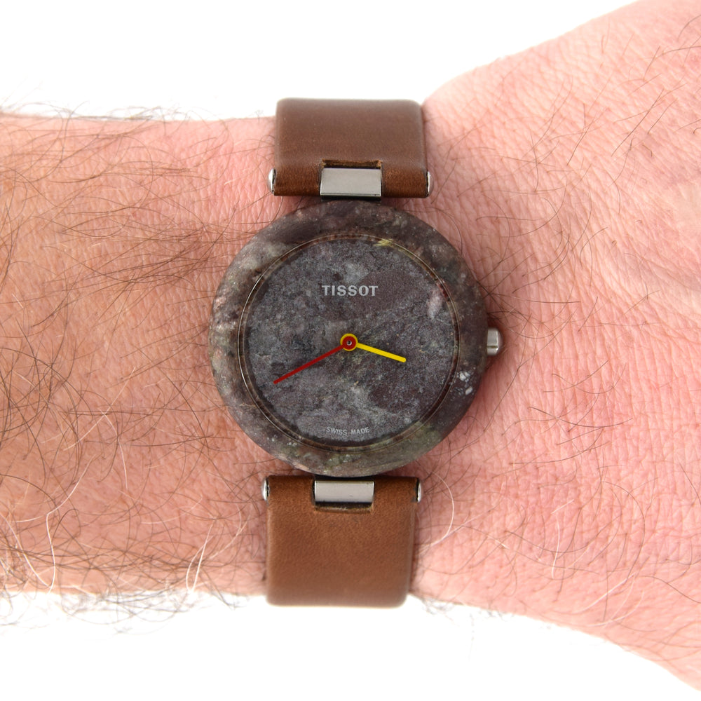 1985 Tissot original swiss Rockwatch ref R151 Alpine granite stone gents size 33mm