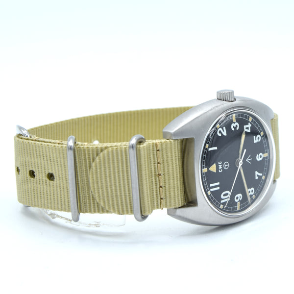 1977 CWC W10-6645-99 British Military Issue Mechanical Army watch - 2nd year of production