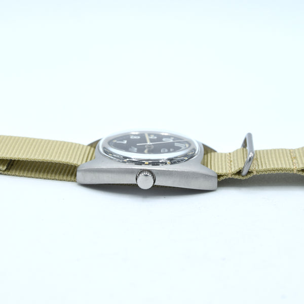 1977 CWC W10-6645-99 British Military Issue Mechanical Army watch - 2nd year of production
