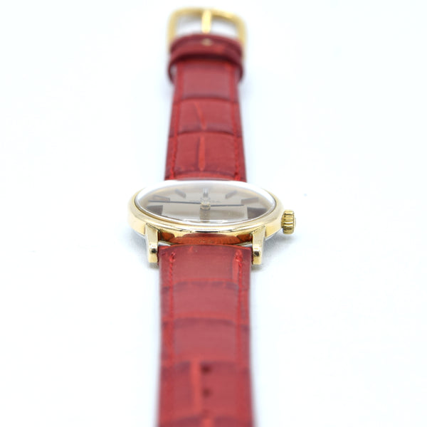 1975 Omega De ville classic ladies manual Wind slim Dress Watch Model 111.0104 caliber 625